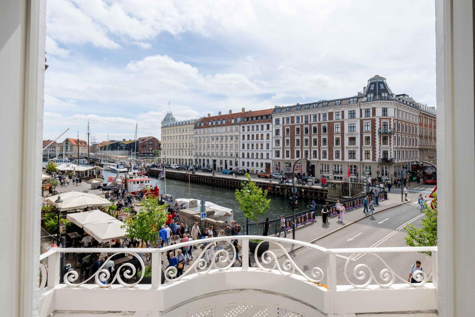 Chic Apartment In Vibrant Area By Copenhagen Canals Köpenhamn Exteriör bild